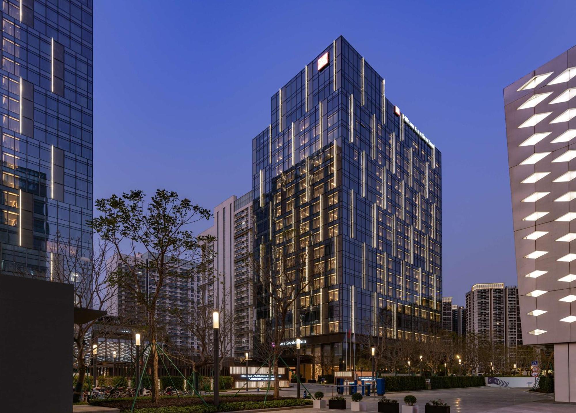 Hilton Garden Inn Shenzhen World Exhibition&Convention Center Exterior foto
